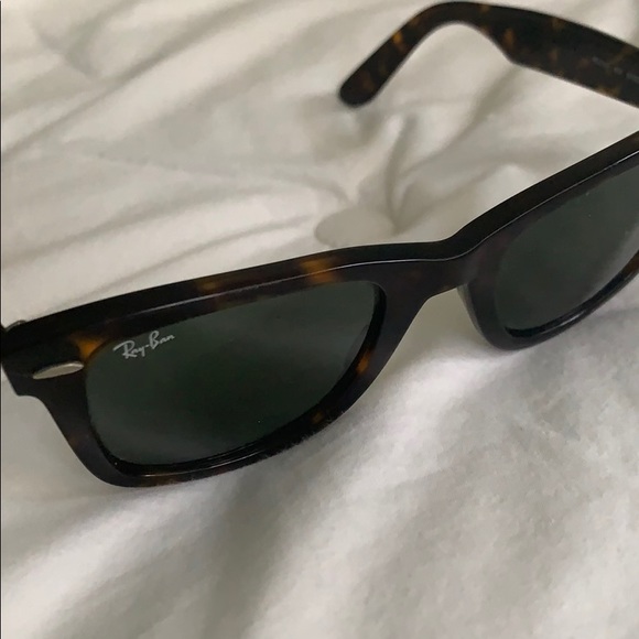 Tortoise shell Ray-Bans - Picture 3 of 4